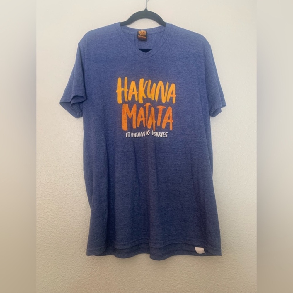 Lion King The Broadway Musical Official Hakuna Matata It Means No Worries Tee